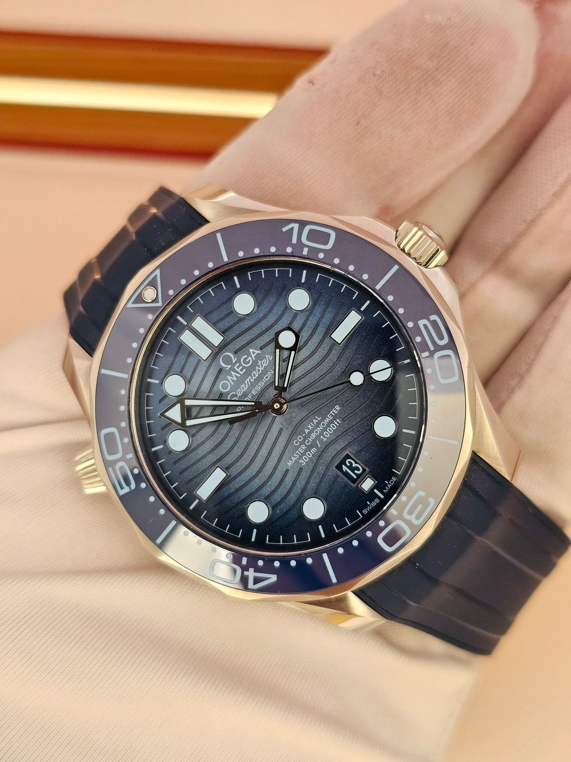 OMEGA Seamaster Diver 300M Summer Blue Watch - 210.32.42.20.03.002, 2023 Full Set