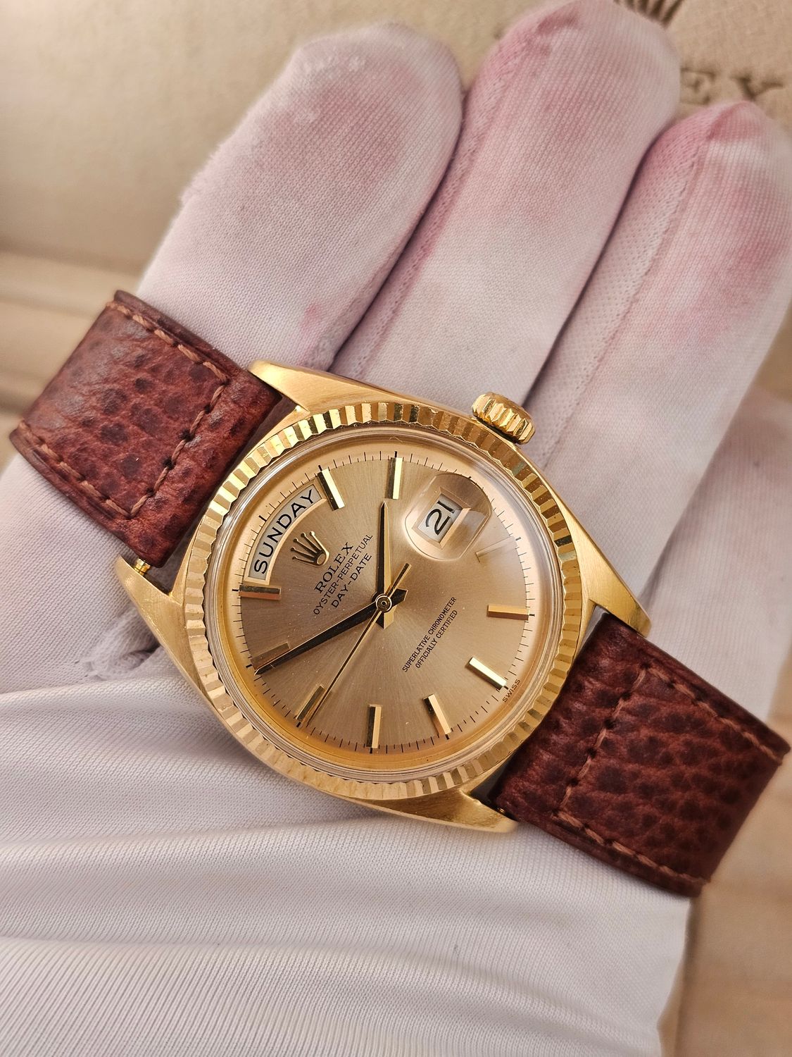 Rolex Day-Date Ref 1803, 36mm 18K Gold Original Pie-Pan Stepped Dial Circa 1987