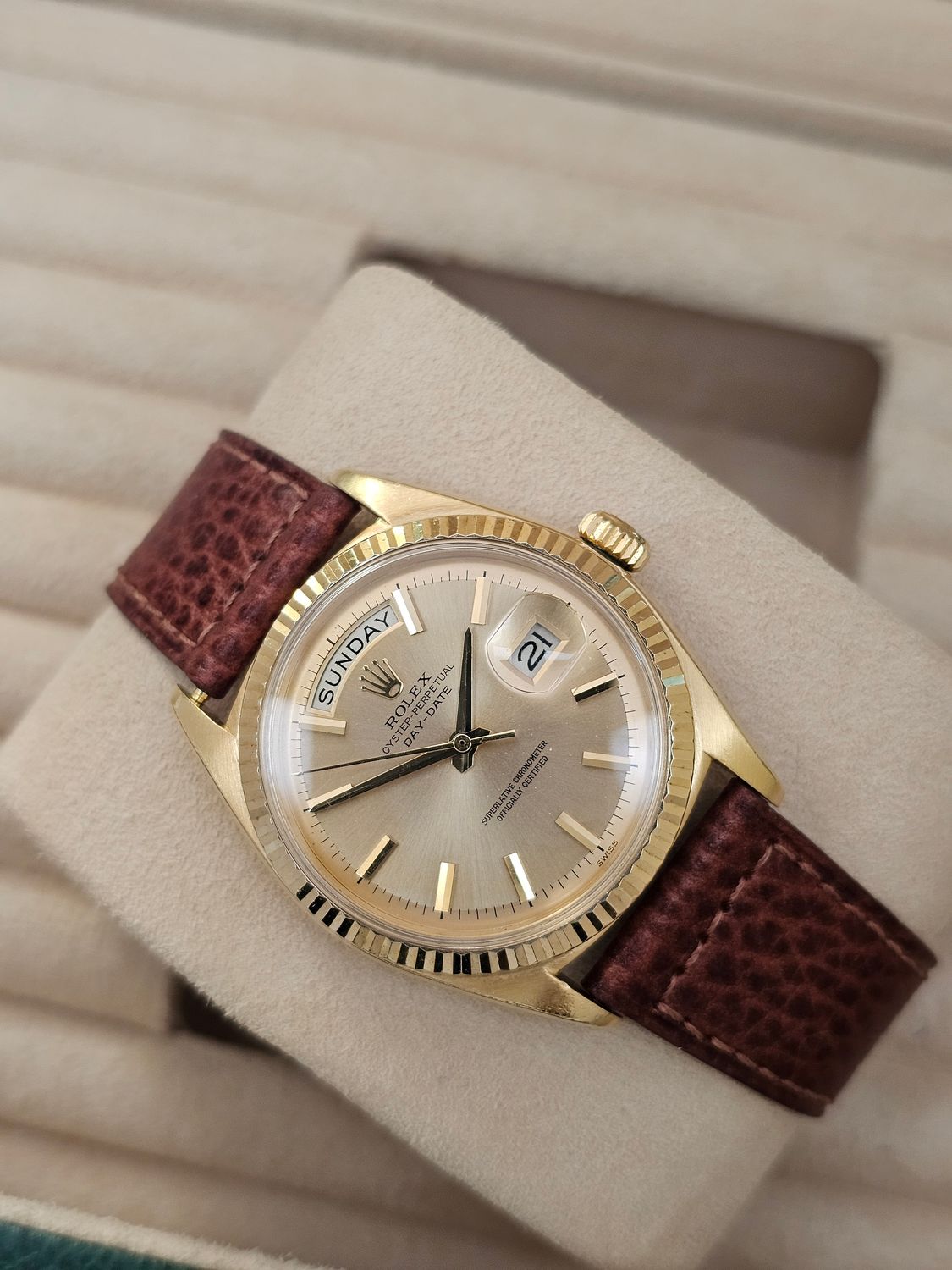 Rolex Day-Date Ref 1803, 36mm 18K Gold Original Pie-Pan Stepped Dial Circa 1987