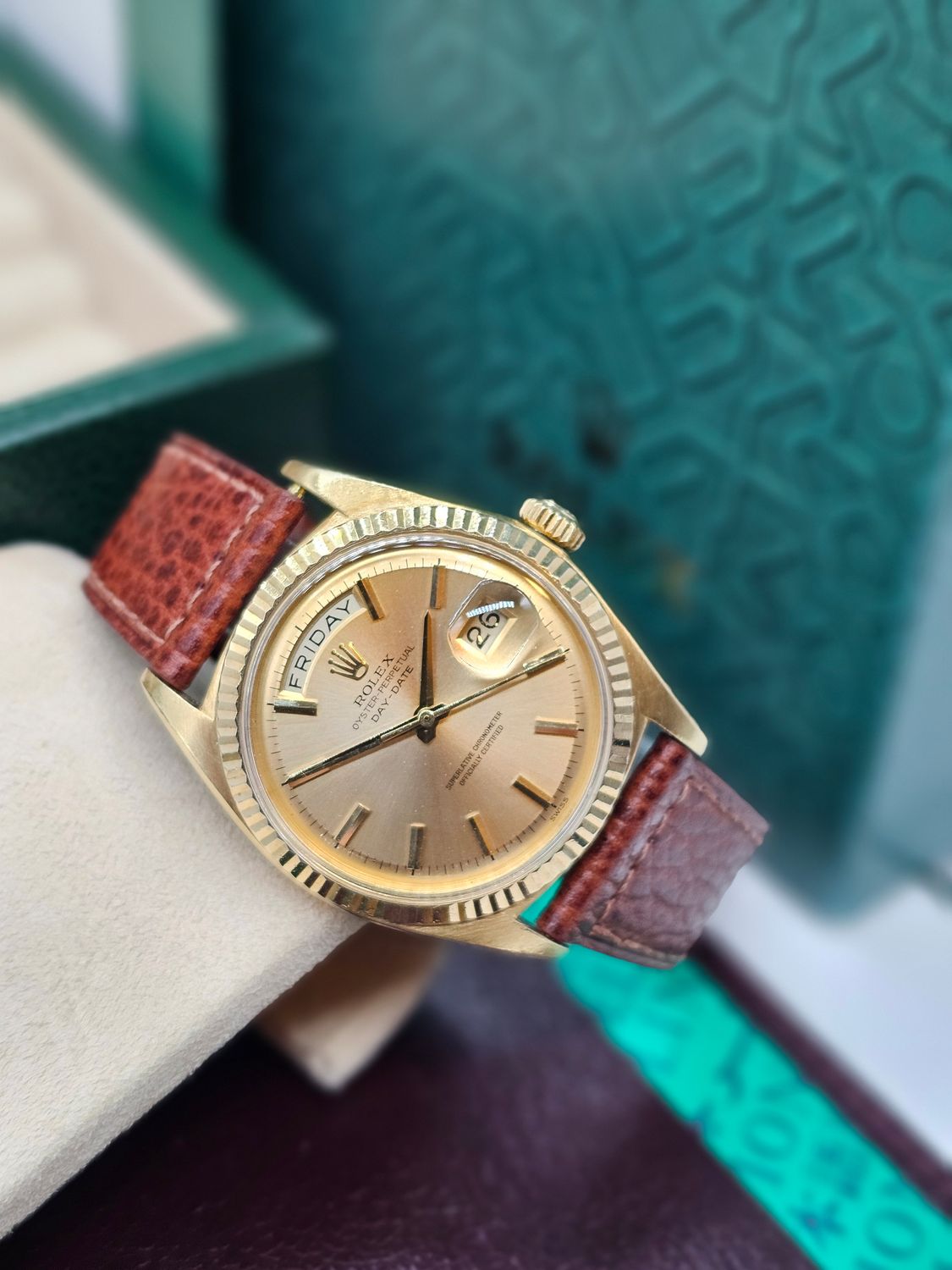 Rolex Day-Date Ref 1803, 36mm 18K Gold Original Pie-Pan Stepped Dial Circa 1987