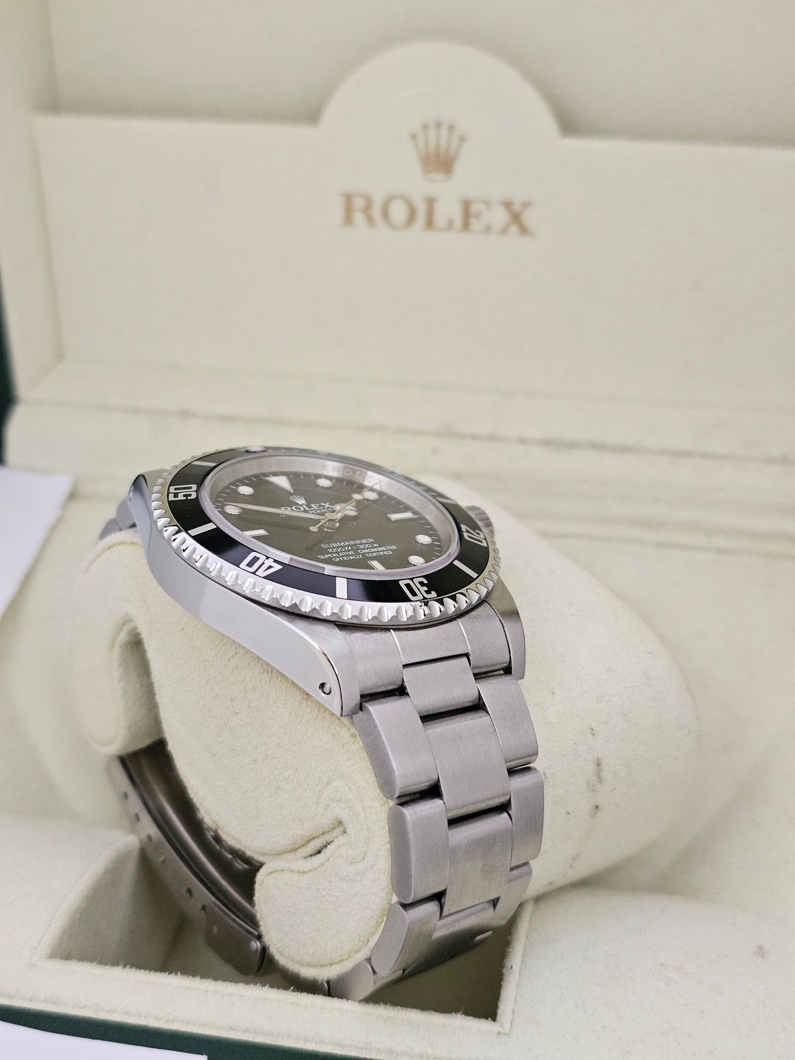 Rolex Submariner Watch 14060m, Super Sharp, 1 Owner, 2010 Box &amp; Papers
