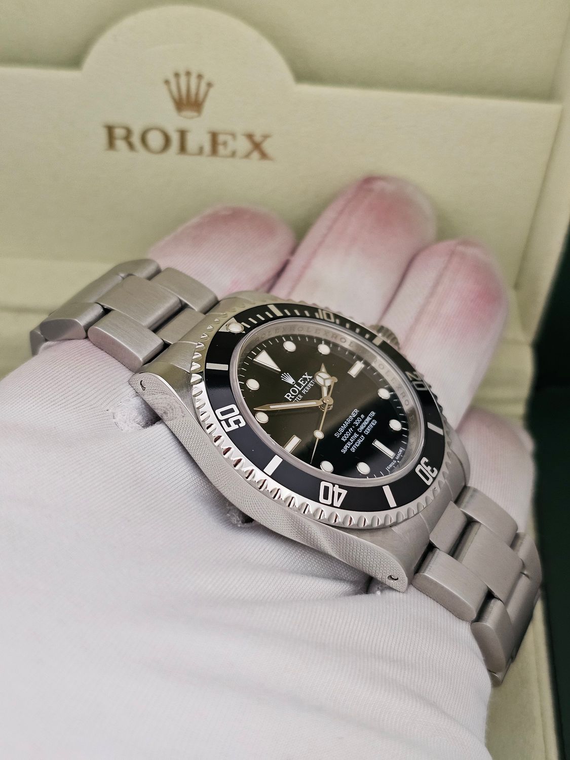 Rolex Submariner Watch 14060m, Super Sharp, 1 Owner, 2010 Box &amp; Papers
