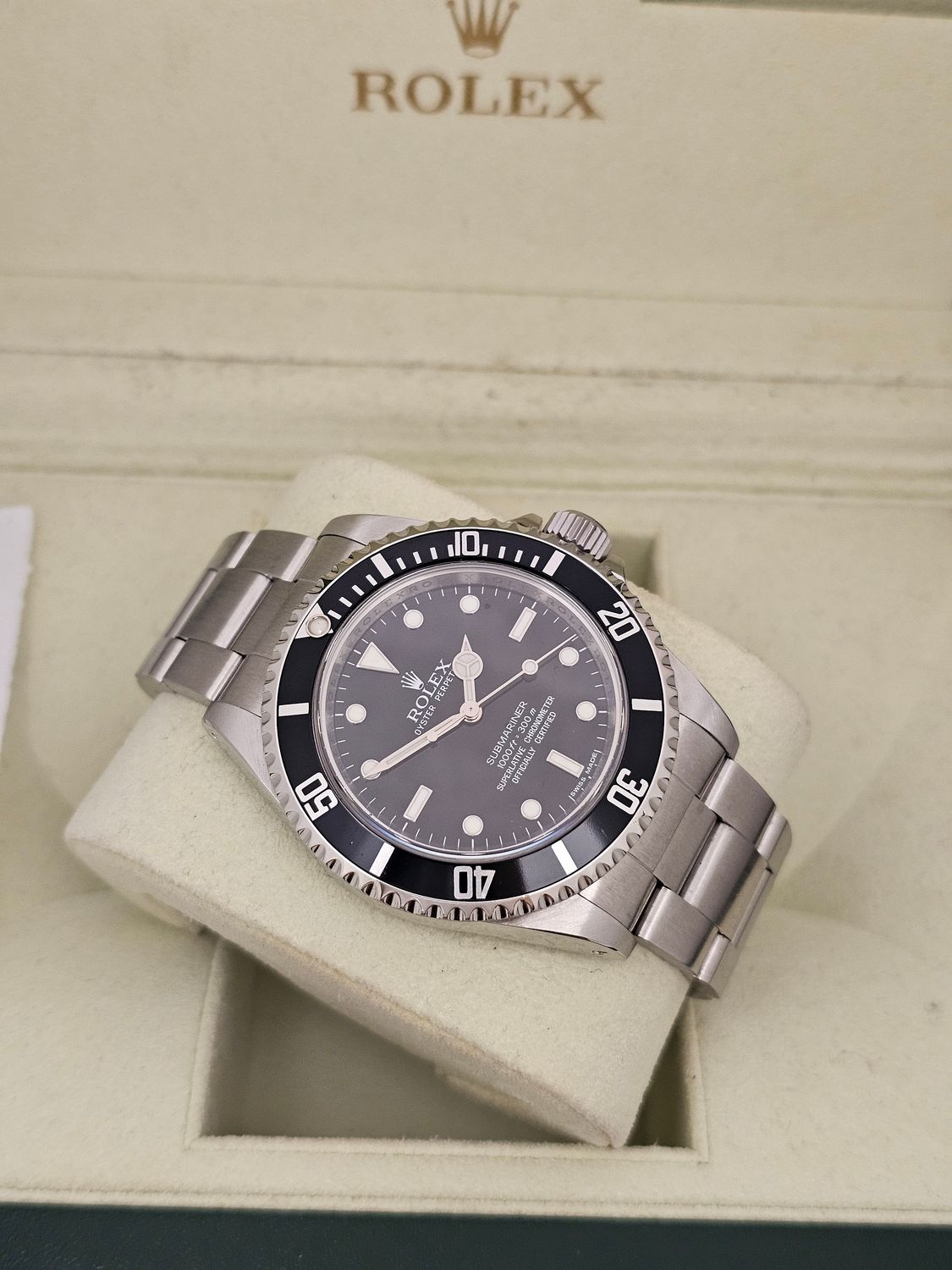 Rolex Submariner Watch 14060m, Super Sharp, 1 Owner, 2010 Box &amp; Papers