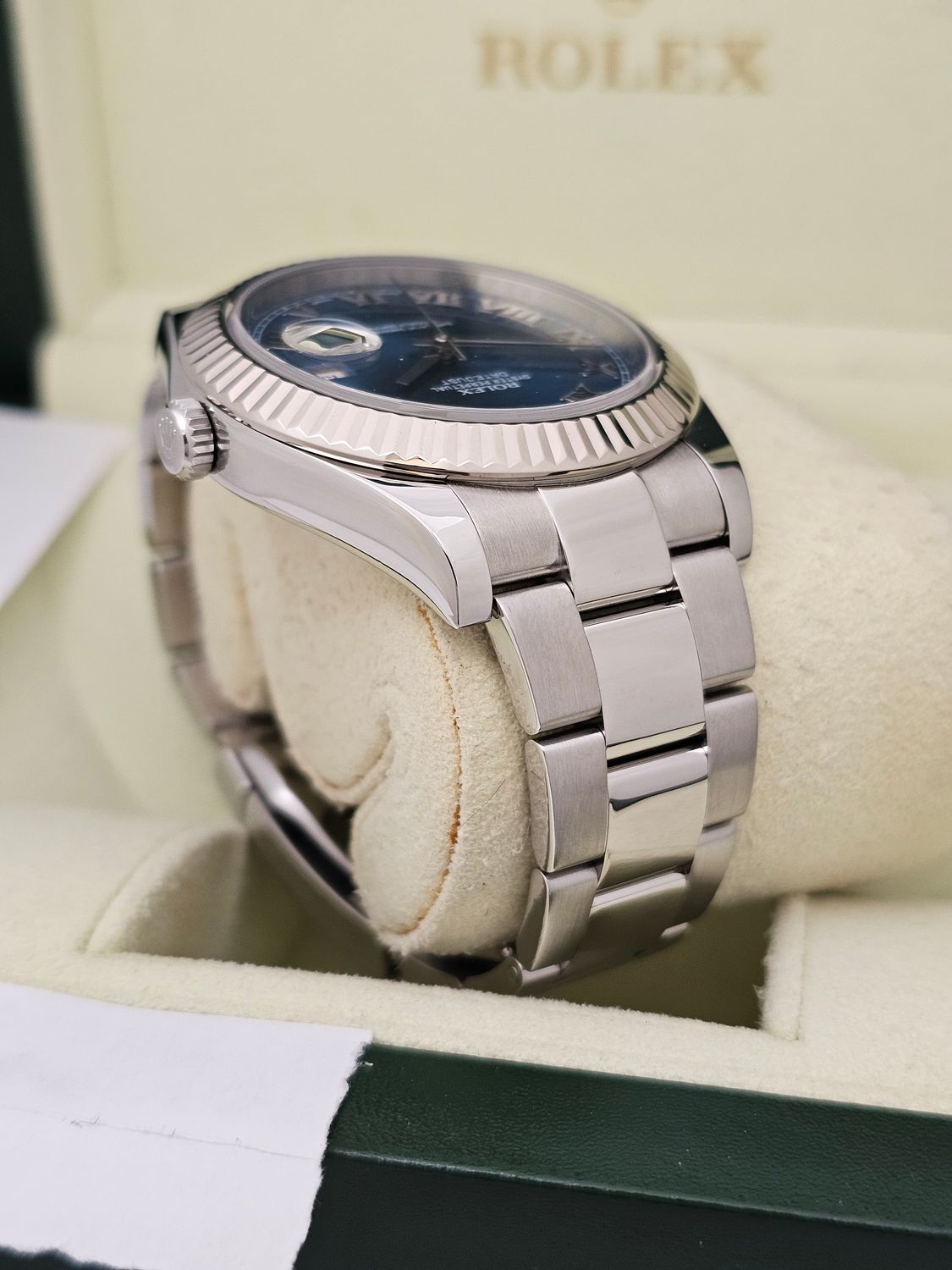 Rolex Datejust II 116334 Azzuro Blue Roman Dial, 41mm 2014 Full set