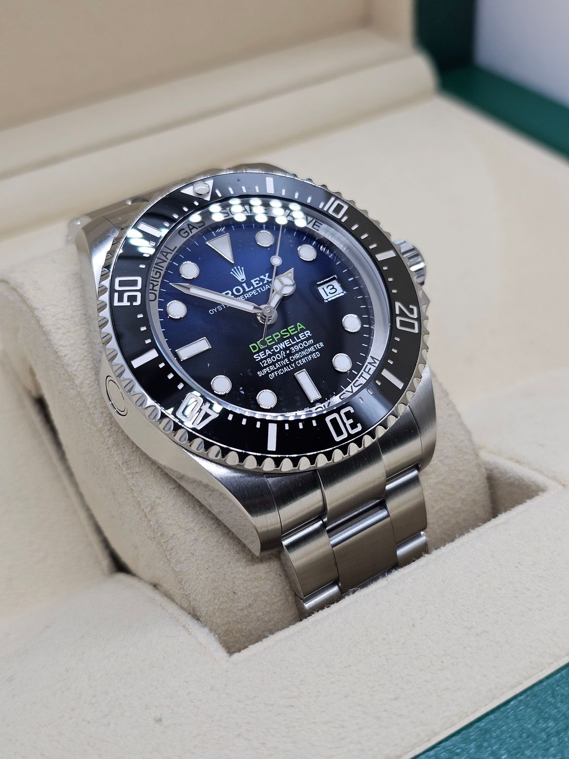 Rolex Sea-Dweller Deepsea D Blue Watch, James Cameron Ref 136660 2023 Full Set