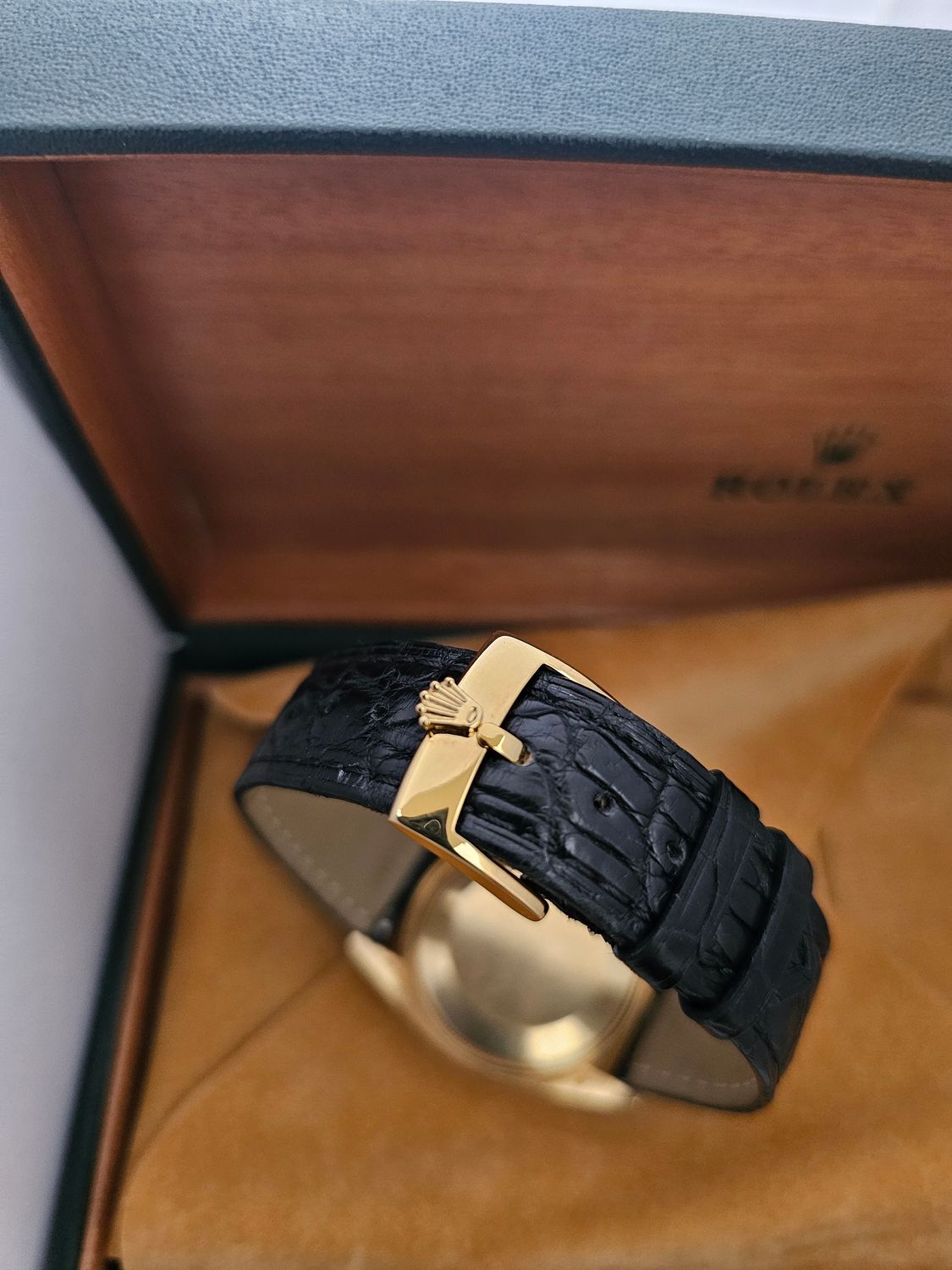 Rolex Date 1503 Silver Sigma Dial 34mm, 18k Gold Fluted Bezel &amp; Case