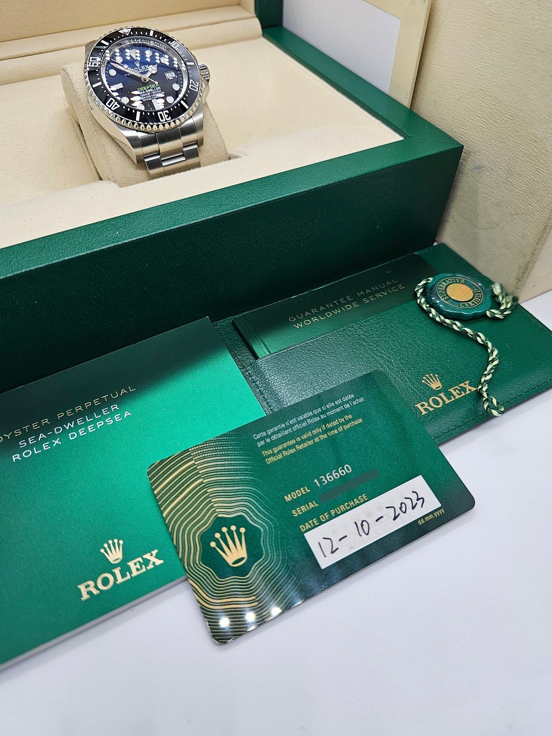 Rolex Sea-Dweller Deepsea D Blue Watch, James Cameron Ref 136660 2023 Full Set