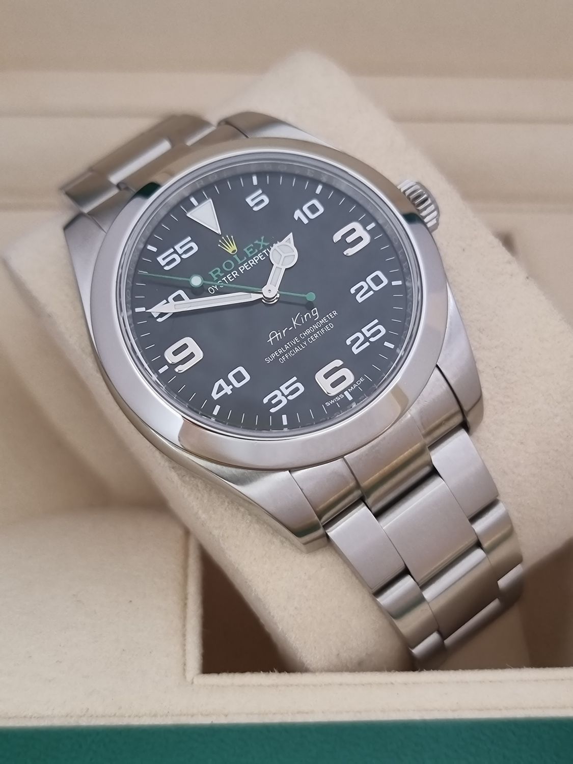 Rolex Airking Watch Ref 116900 - 2017 Full Set - Discontinued Model &#39;Bloodhound&#39;