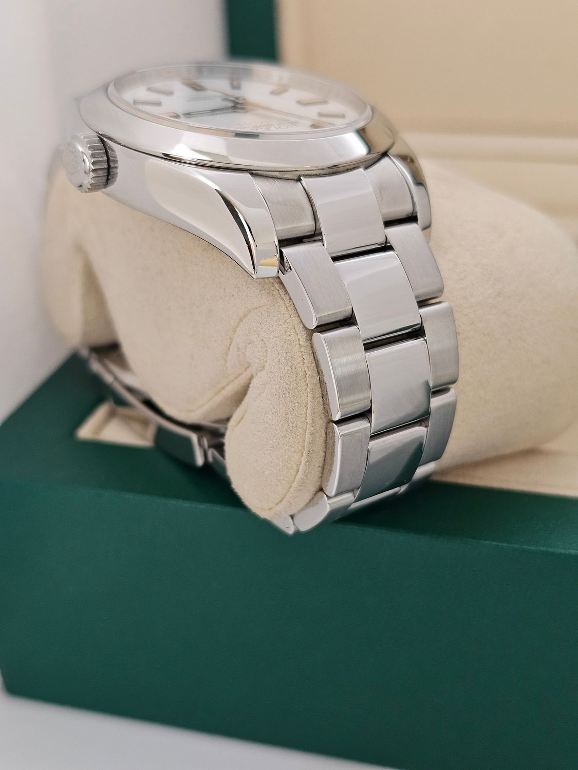 Rolex Milgauss Watch 116400 White Dial, Excellent Condition, 2009 Full Set