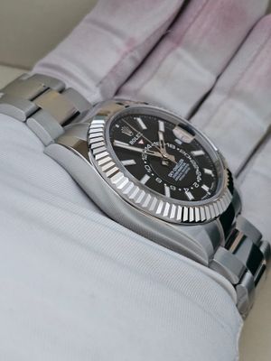 Rolex Skydweller Black Dial Oyster Watch 336934, 2025 Full Set New/Unworn