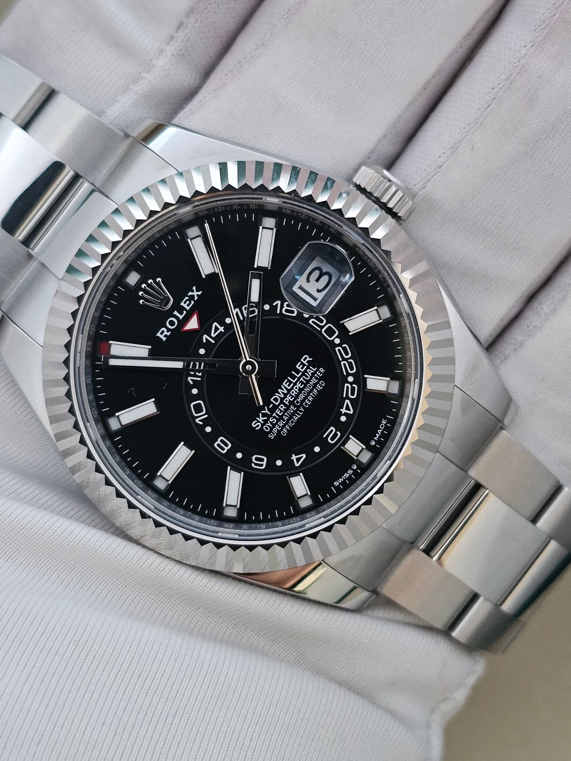 Rolex Skydweller Black Dial Oyster Watch 336934, 2025 Full Set New/Unworn