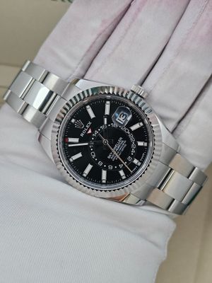 Black 42mm Dial Fluted Bezel