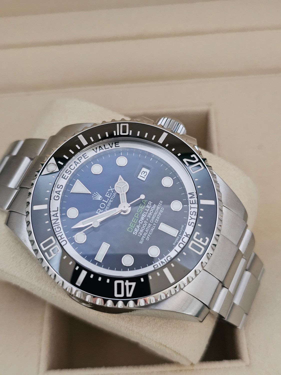 Rolex SeaDweller Black Blue Men&#39;s Watch, 116660 James Cameron 2016 Box &amp; Papers