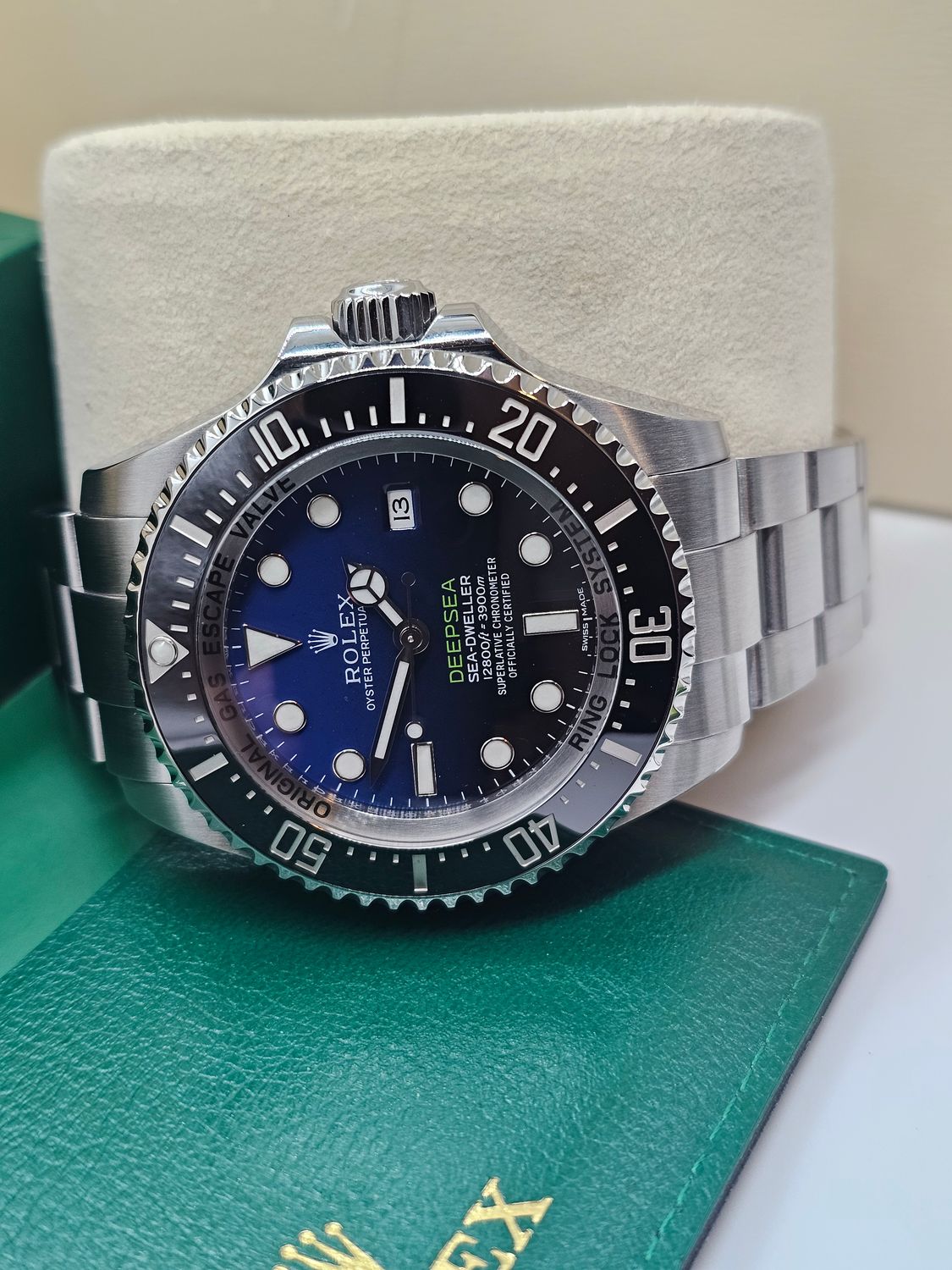 Rolex SeaDweller Black Blue Men&#39;s Watch, 116660 James Cameron 2016 Box &amp; Papers