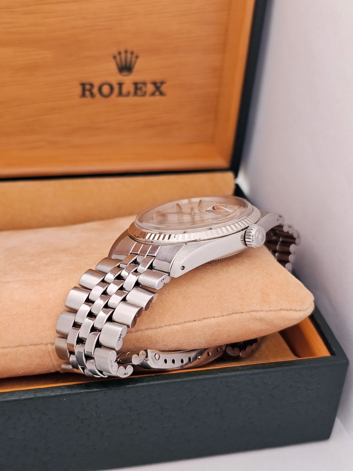 Rolex Datejust Rare White Matt Dial Watch, 1601 Circa 1979 36mm Superb Condition