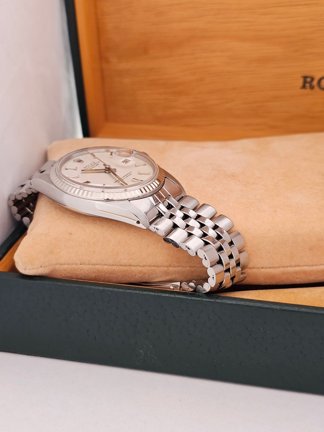 Rolex Datejust Rare White Matt Dial Watch, 1601 Circa 1979 36mm Superb Condition