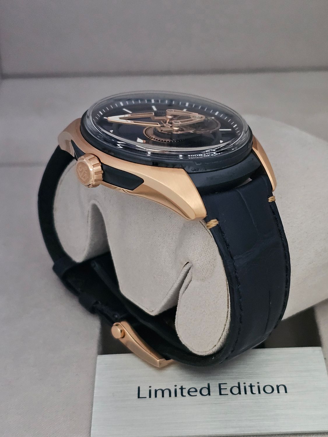 Ulysse Nardin Freak X Gold Enamel 2305-270LE-3AE-BLUE/1A, 88/120 Limited Edition