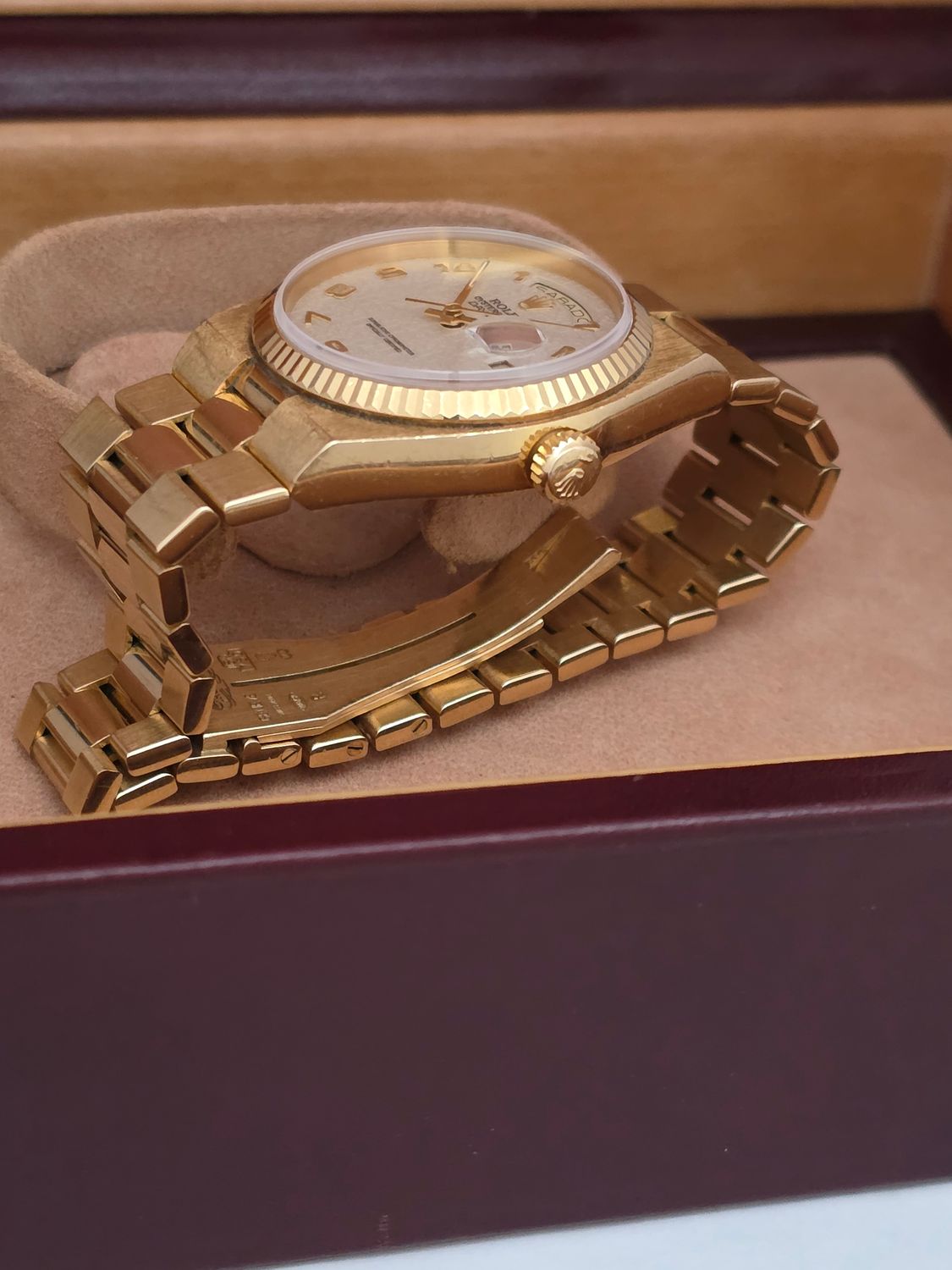 Rolex Day-Date Oysterquartz 19018, Box/Papers, Rare Dial Orig Receipt &amp; Sticker