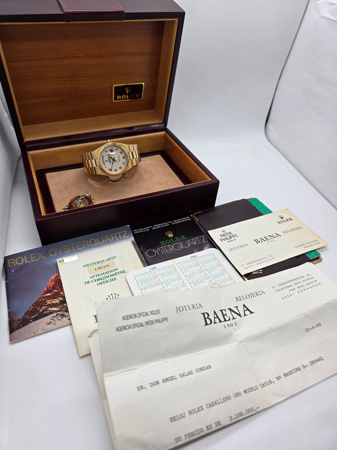 Rolex Day-Date Oysterquartz 19018, Box/Papers, Rare Dial Orig Receipt &amp; Sticker