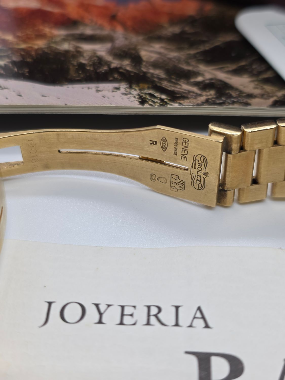 Rolex Day-Date Oysterquartz 19018, Box/Papers, Rare Dial Orig Receipt &amp; Sticker