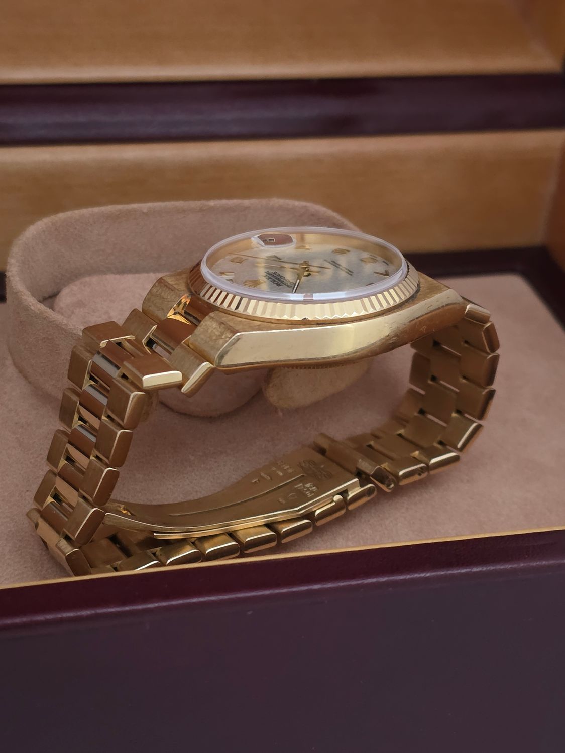 Rolex Day-Date Oysterquartz 19018, Box/Papers, Rare Dial Orig Receipt &amp; Sticker