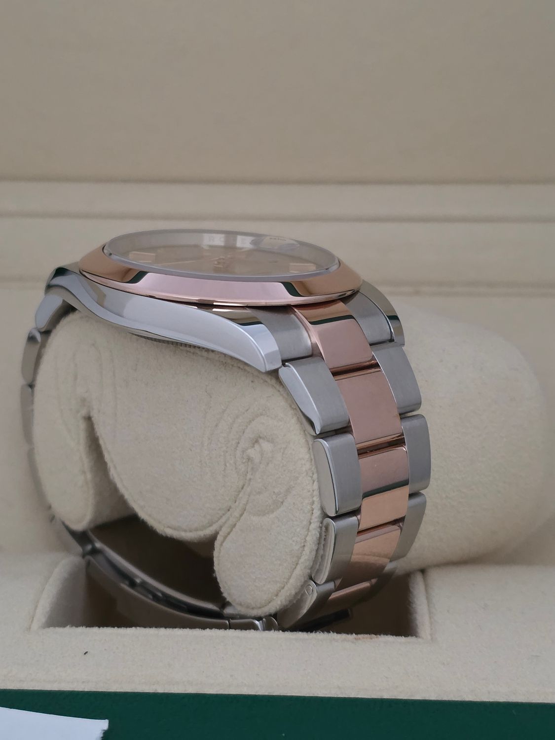 Rolex Datejust 41mm 126301 Watch, Sundust Dial Steel &amp; Everose, 2021 Full Set