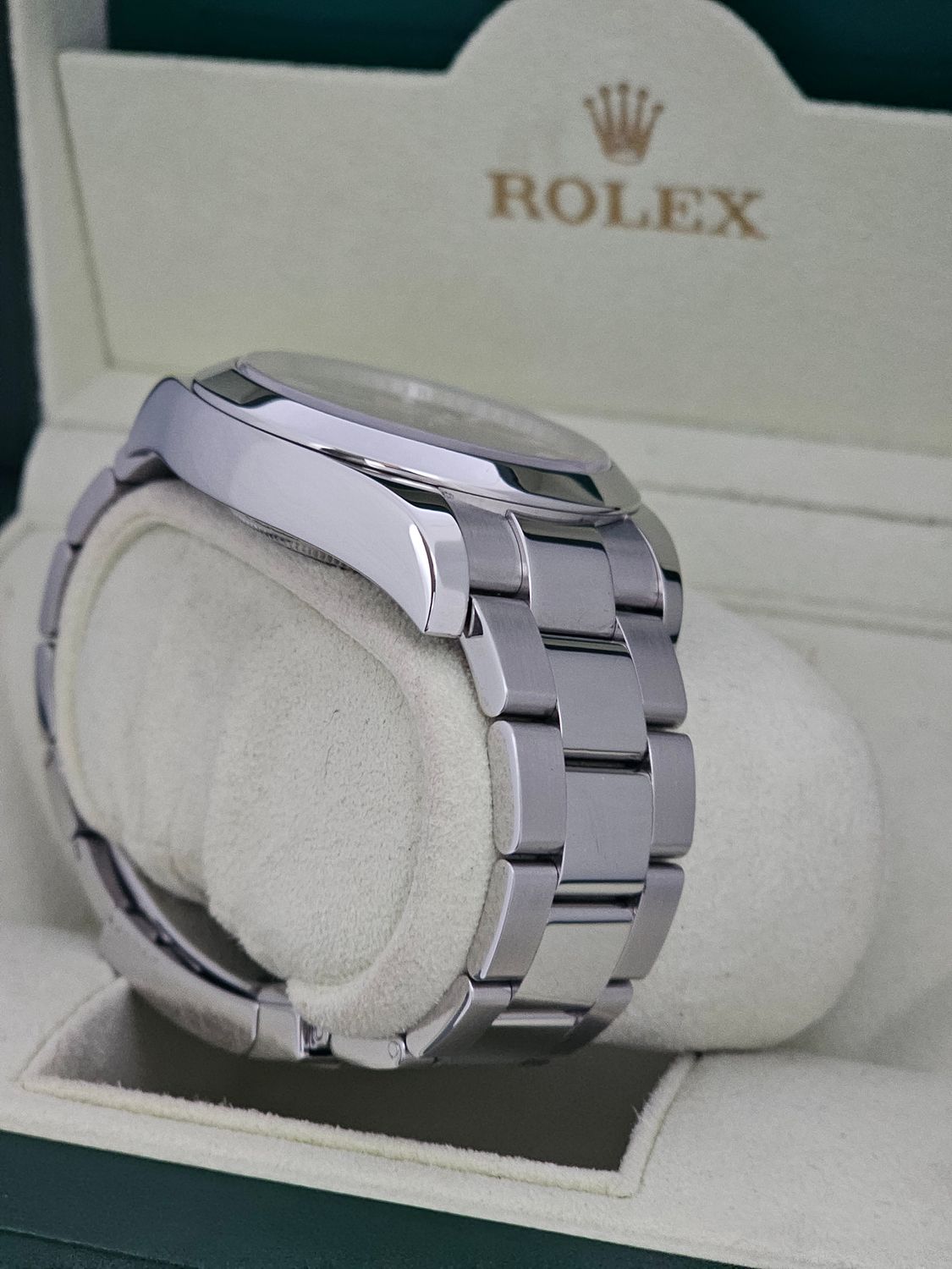 Rolex Milgauss Watch Ref 116400, Excellent Condition, Black 2011 Box &amp; Papers