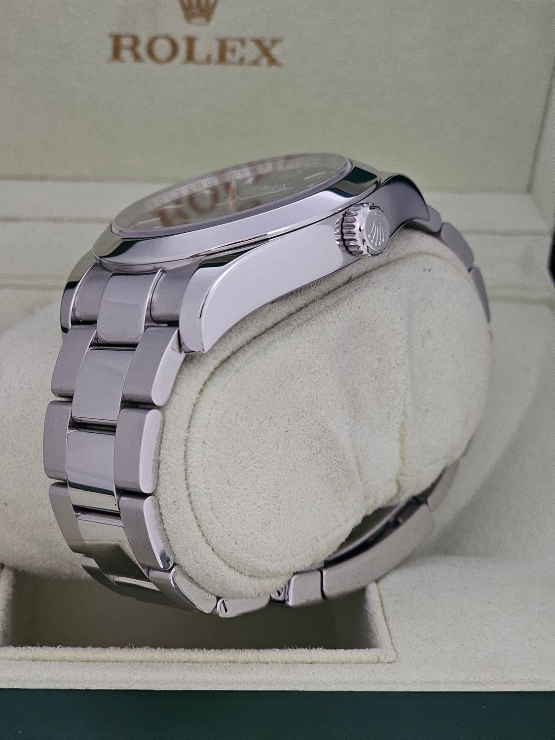 Rolex Milgauss Watch Ref 116400, Excellent Condition, Black 2011 Box &amp; Papers