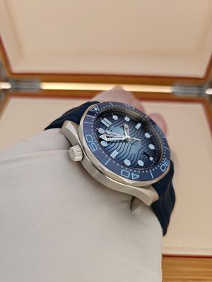 OMEGA Seamaster Diver 300M Summer Blue Watch - 210.32.42.20.03.002, 2023 Full Set