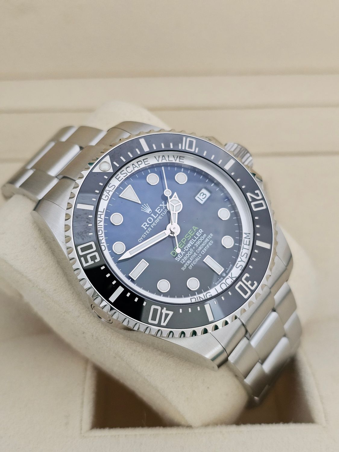 Rolex Sea-Dweller Deepsea D Blue Watch, James Cameron Ref 136660 2023 Full Set