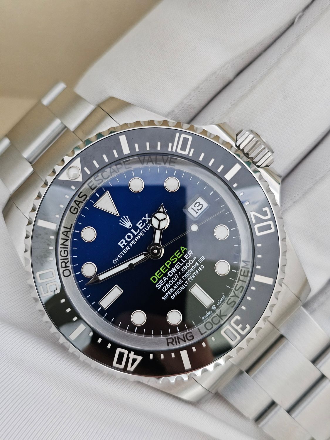 Rolex Sea-Dweller Deepsea D Blue Watch, James Cameron Ref 136660 2023 Full Set