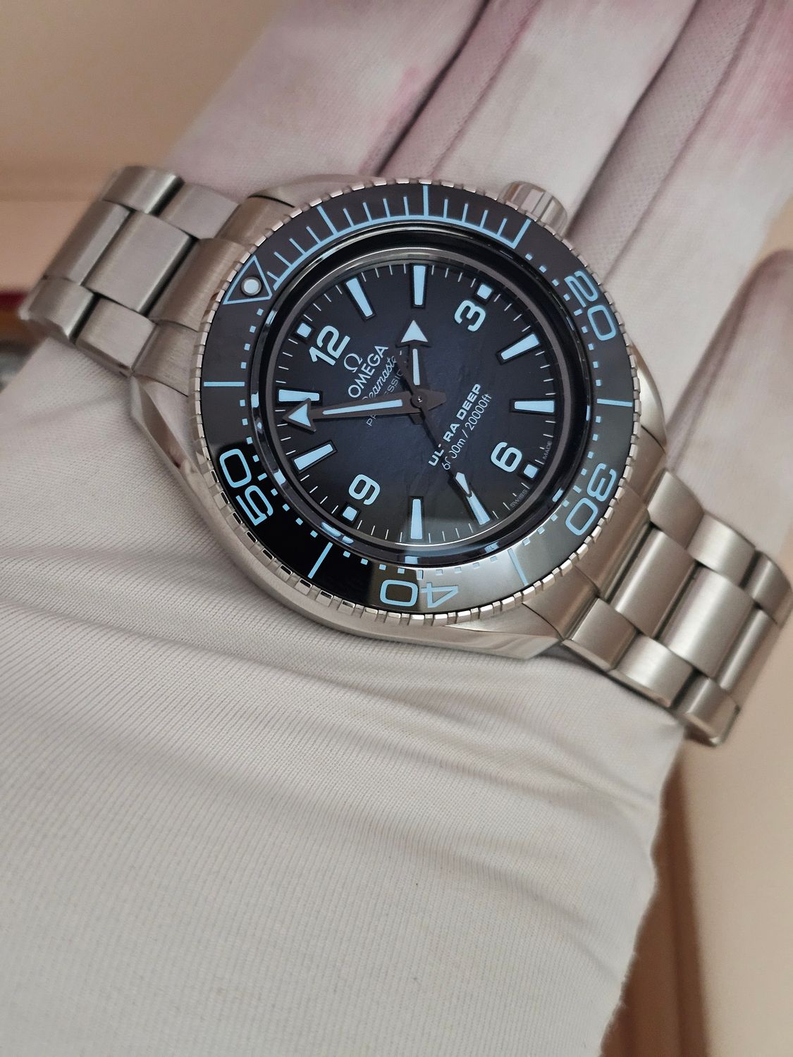 OMEGA Seamaster Planet Ocean 6000M Ultra Deep 45.5mm 215.30.46.21.03.002