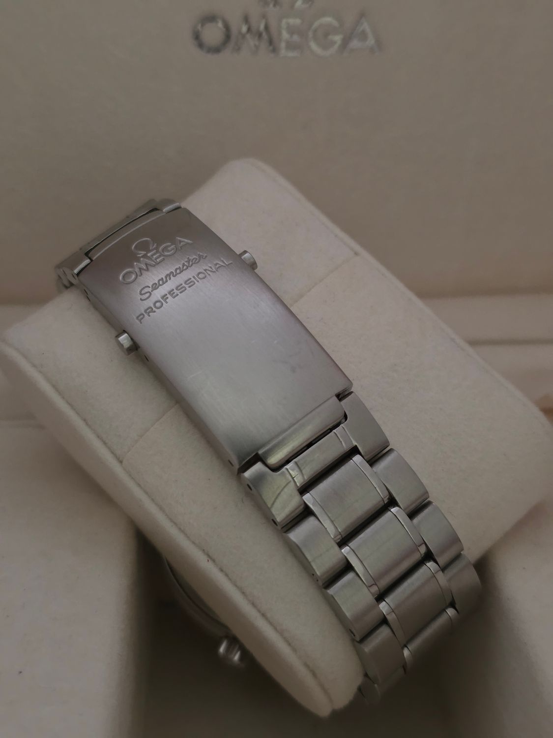 OMEGA Seamaster Professional 300m Chronometer 'Peter Blake' 2254.50.00 41mm