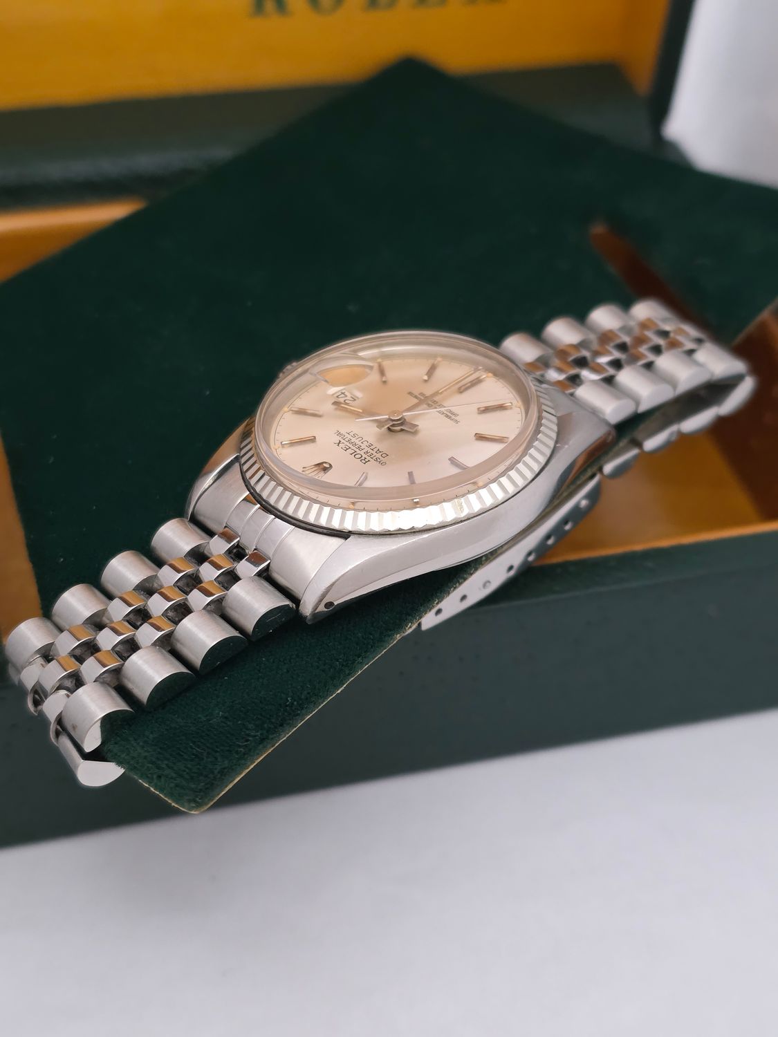 Rolex Datejust 16014 Silver Dial, 36mm 1980 Original Box &amp; Papers