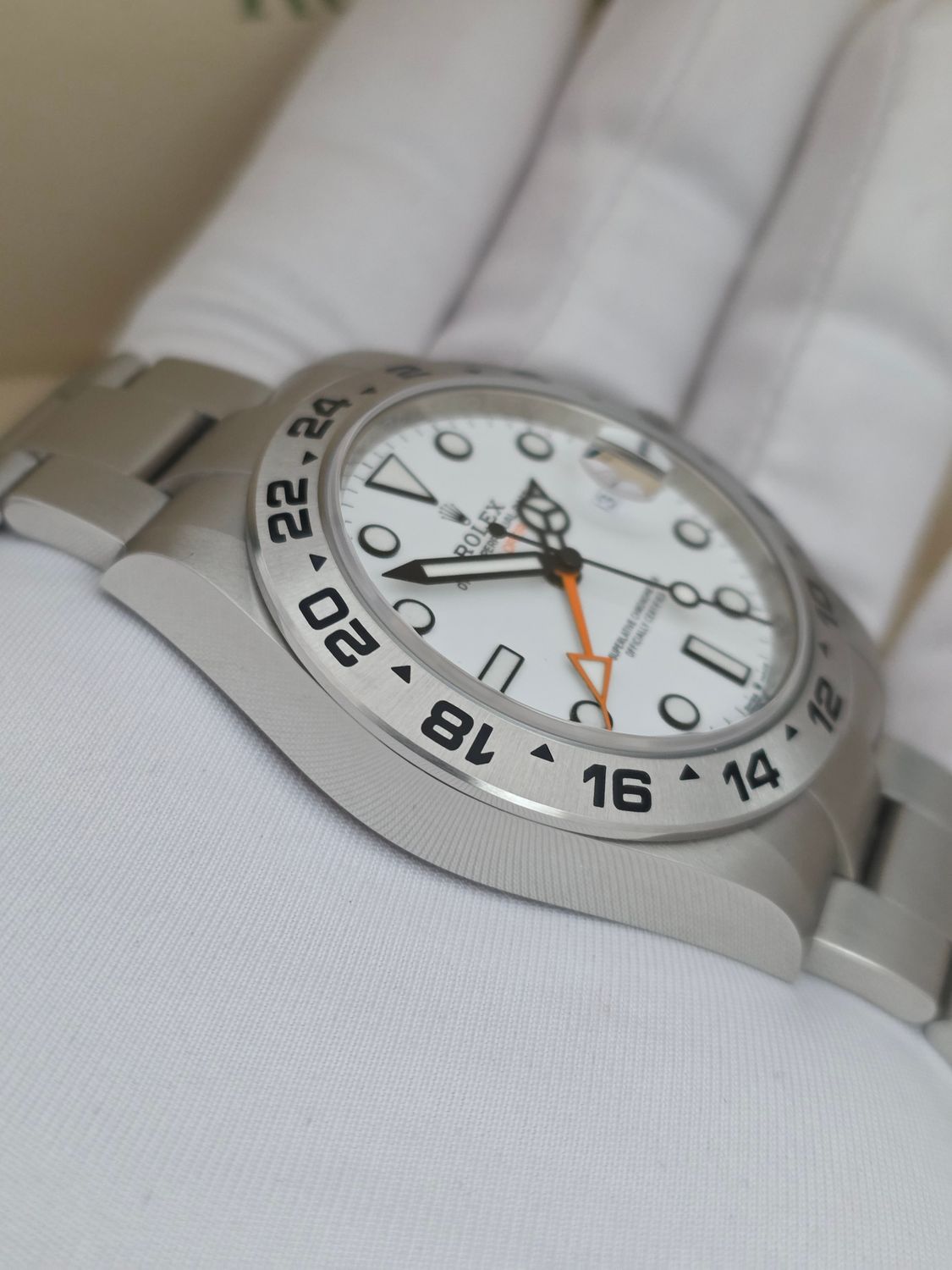 Rolex Explorer II 226570 White Polar Watch Unpolished - 2022 Full Set