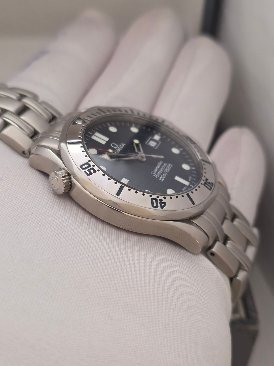 OMEGA Seamaster 300m Blue Watch - 196.1503, Box &amp; Omega Service Papers x2