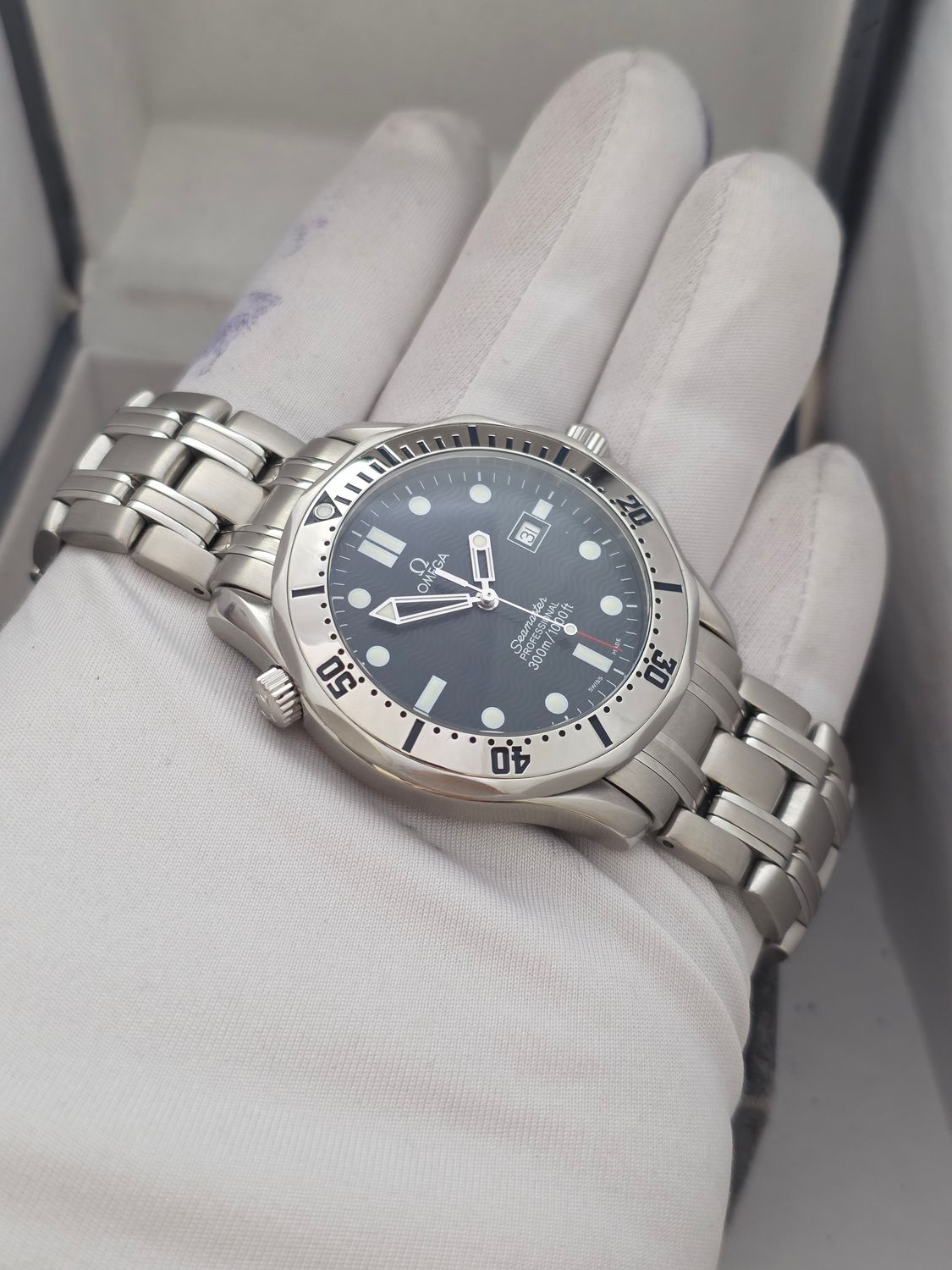 OMEGA Seamaster 300m Blue Watch - 196.1503, Box &amp; Omega Service Papers x2