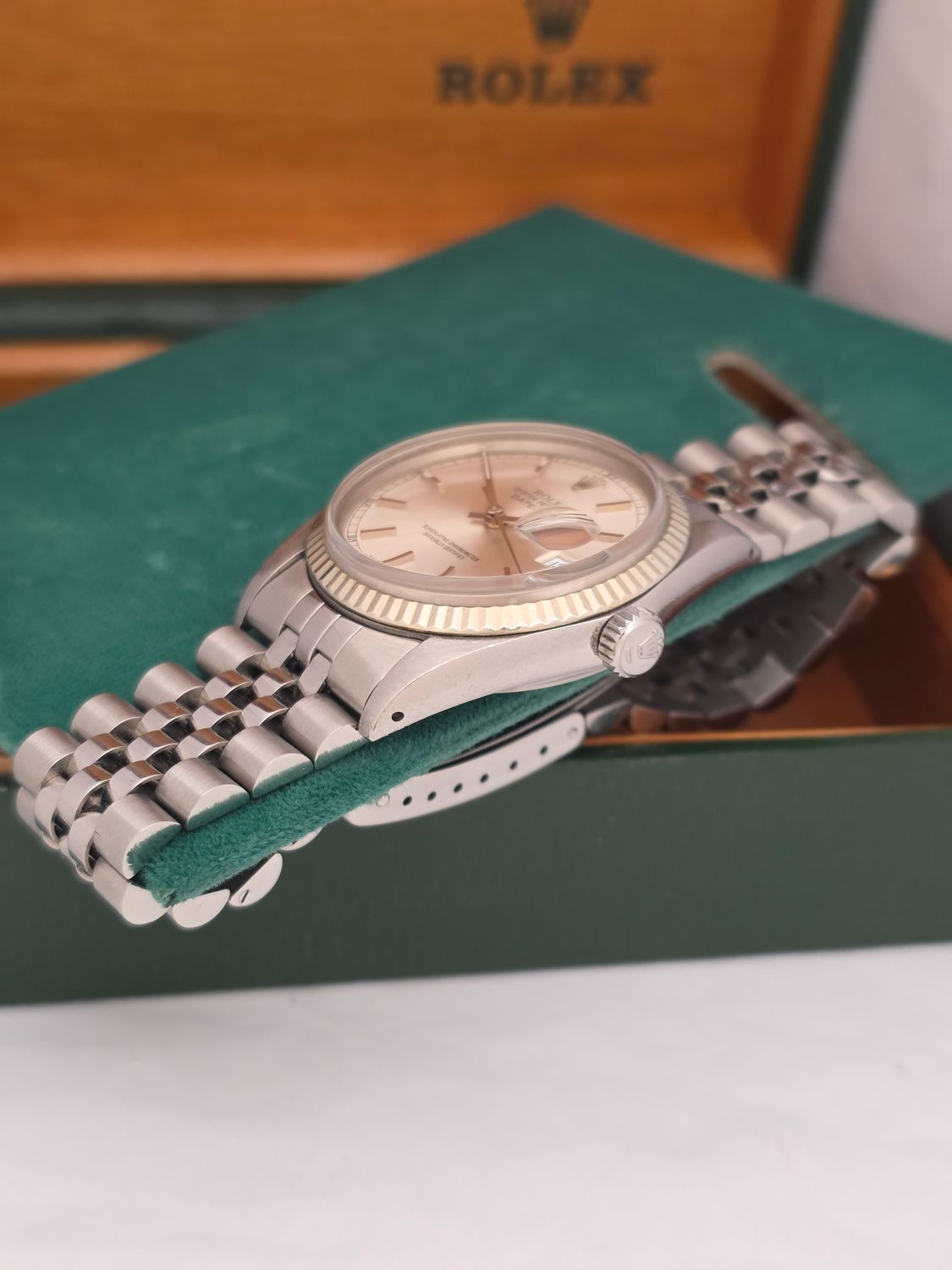 Rolex Datejust 16014 Silver Dial, 36mm 1982 Original Box &amp; Papers