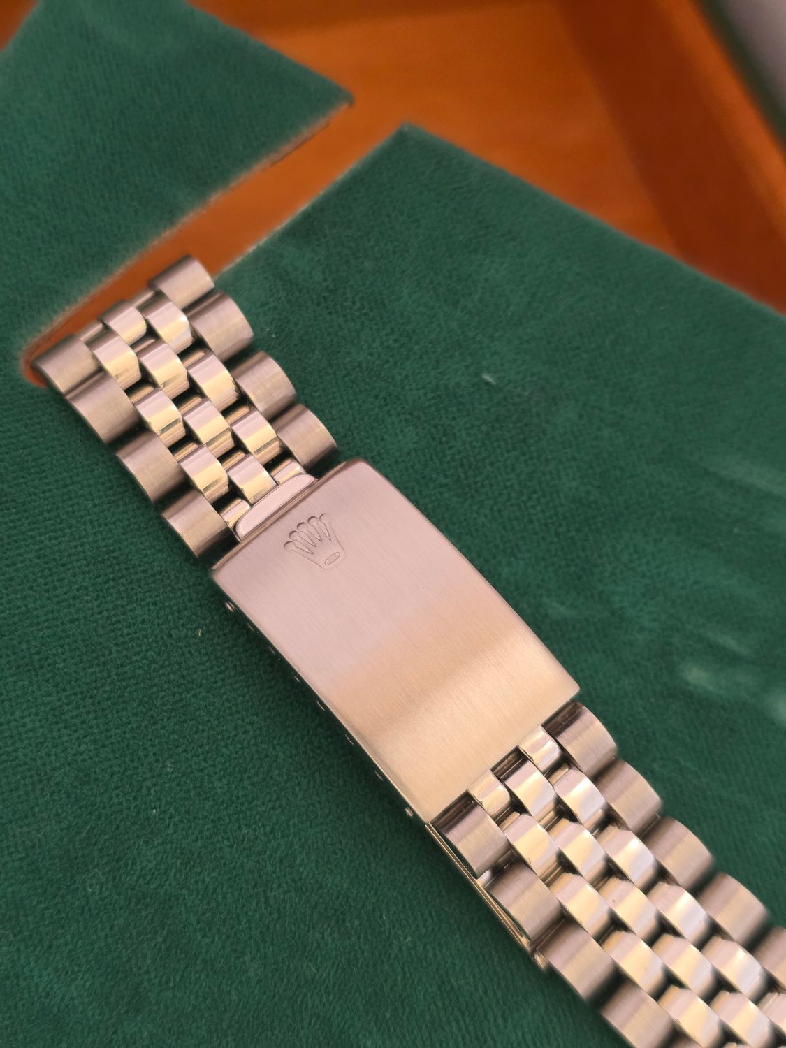 Rolex Datejust 16014 Silver Dial, 36mm 1982 Original Box &amp; Papers