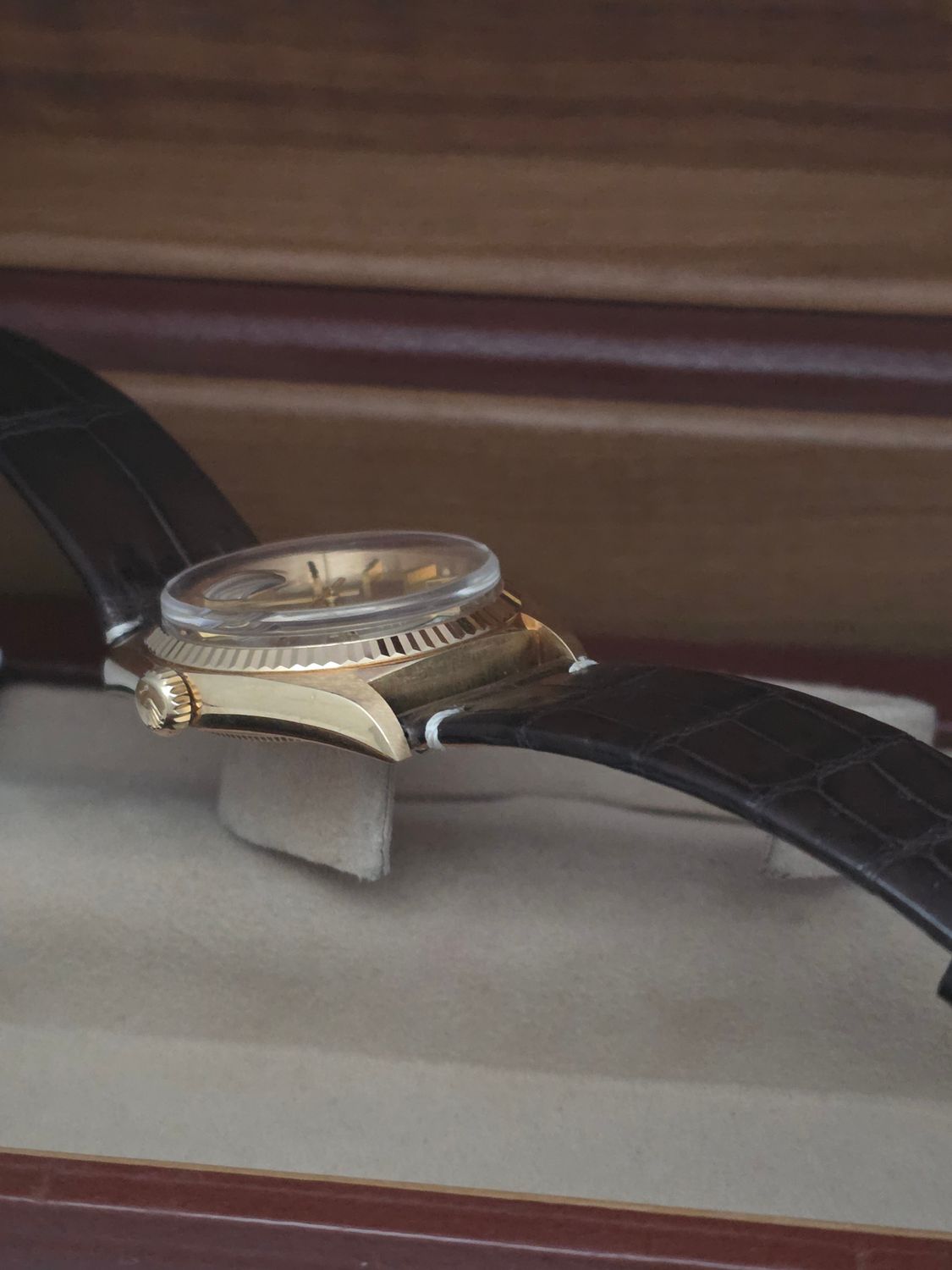 Rolex DayDate 1803 36mm, 18K Gold Original Dial, Circa 1987 Box &amp; Booklets