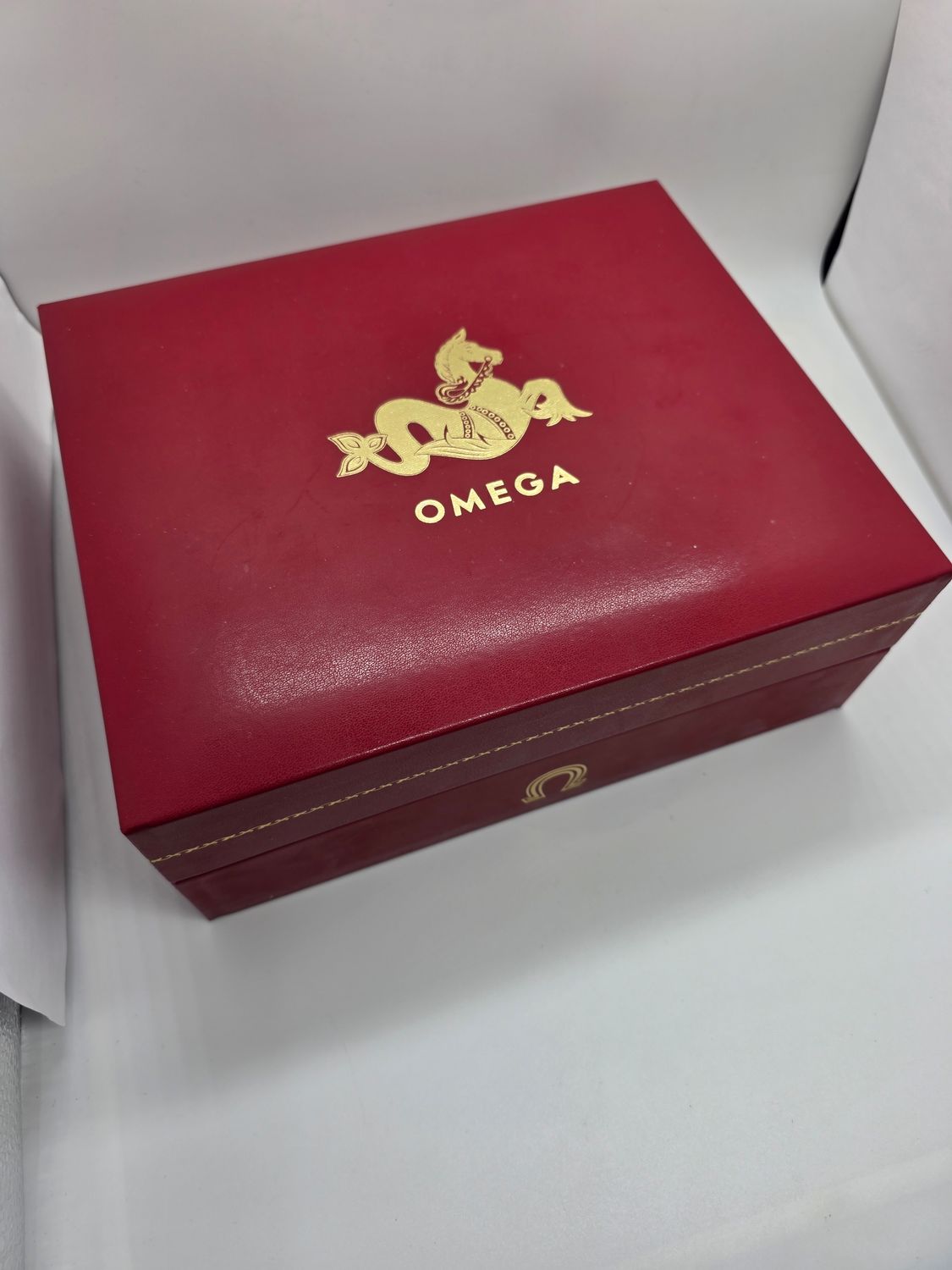 OMEGA Railmaster Trilogy 1957 60th Anniversary Black Watch - 220.10.38.20.01.002