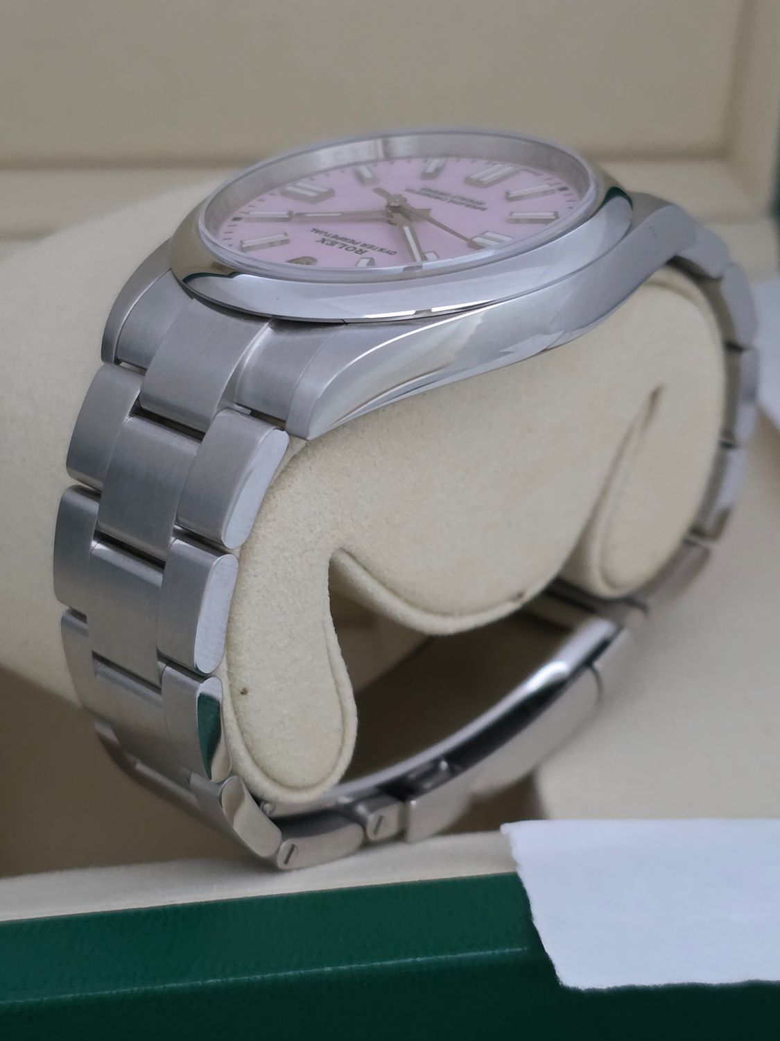 Rolex Oyster Perpetual Candy Pink 41mm, Ref 134300 - 2026 Full Set, Unworn