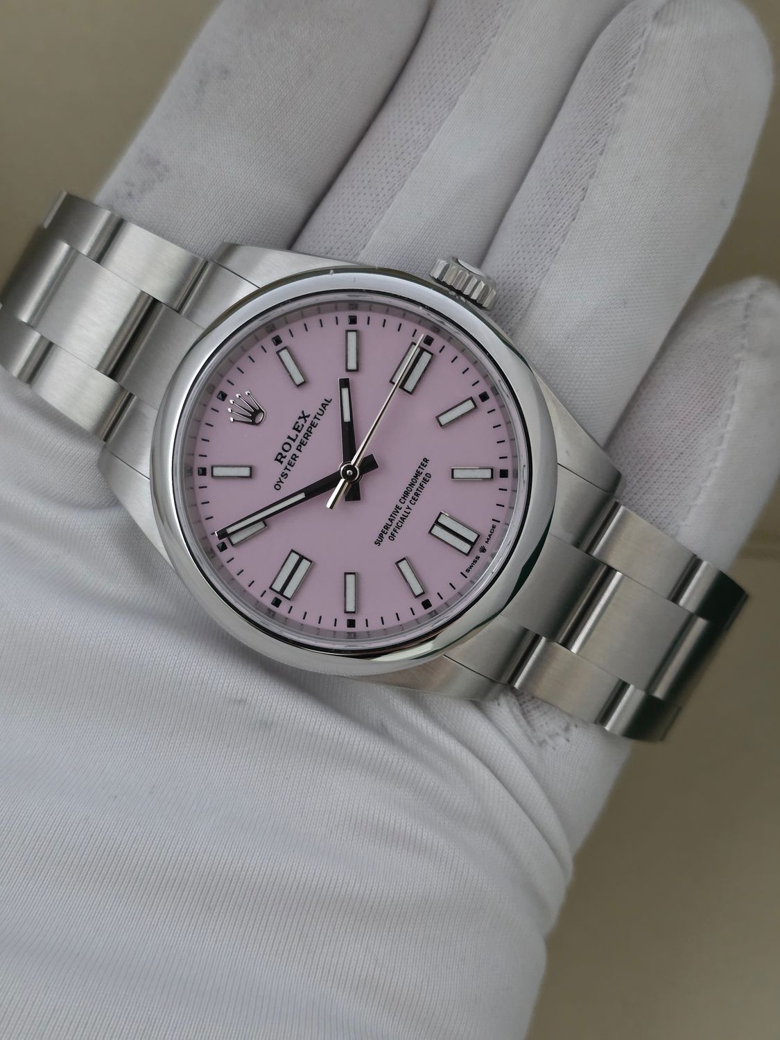 Rolex Oyster Perpetual Candy Pink 41mm, Ref 134300 - 2026 Full Set, Unworn