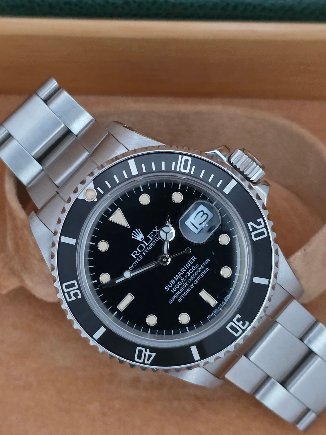 Rolex Submariner Date 168000, Black Watch - Rare &amp; Unpolished condition