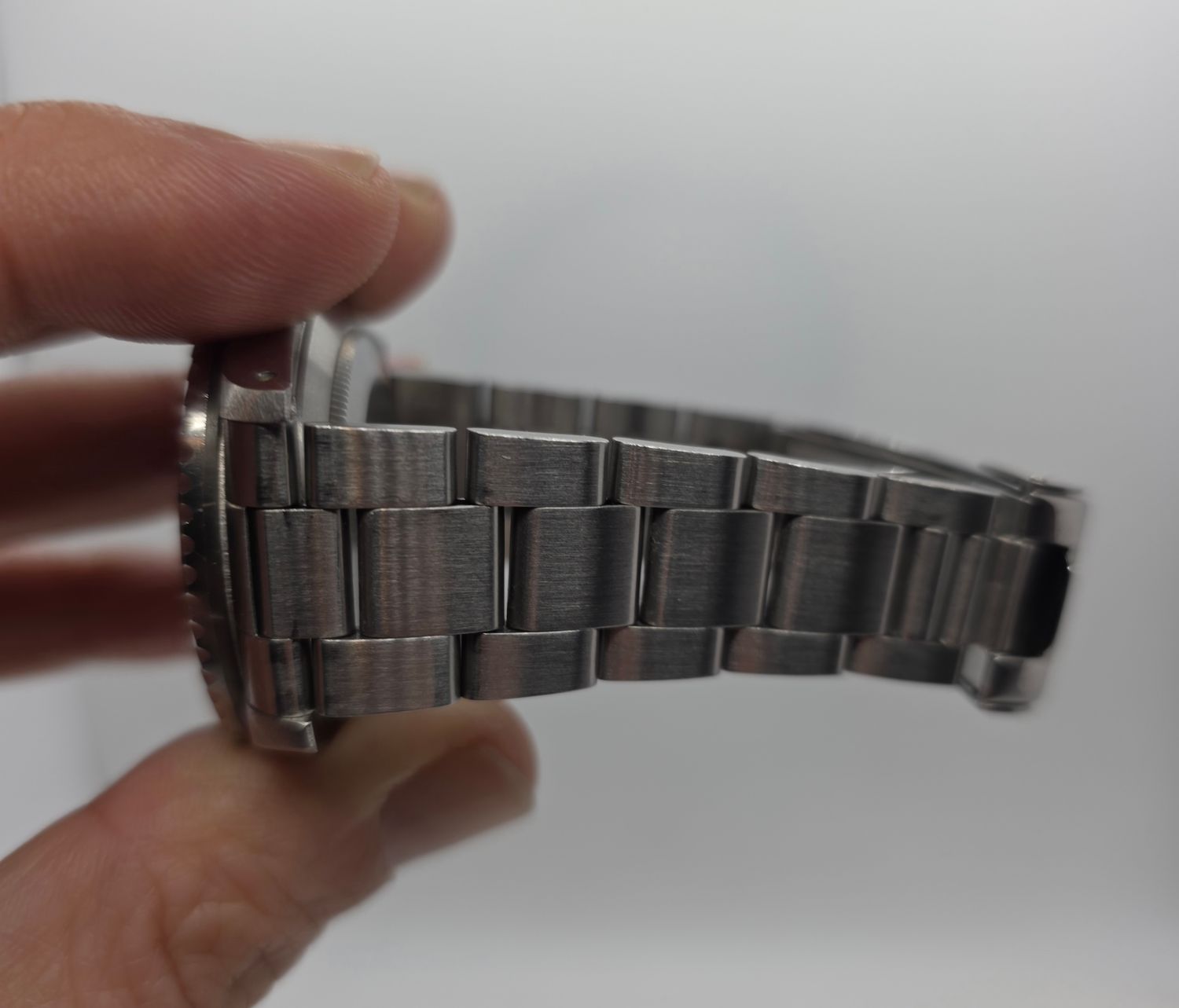 Rolex Submariner Date 168000, Black Watch - Rare &amp; Unpolished condition