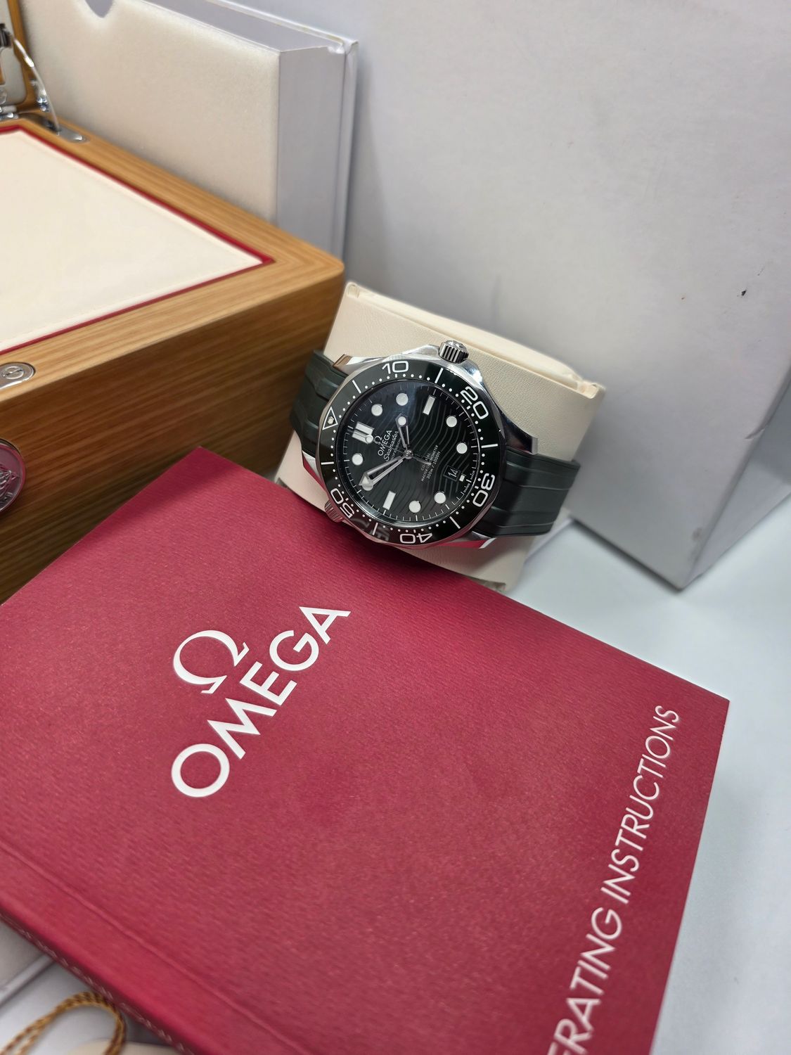 OMEGA Seamaster Diver 300m Green Watch - 210.32.42.20.10.001, 2022 Full Set