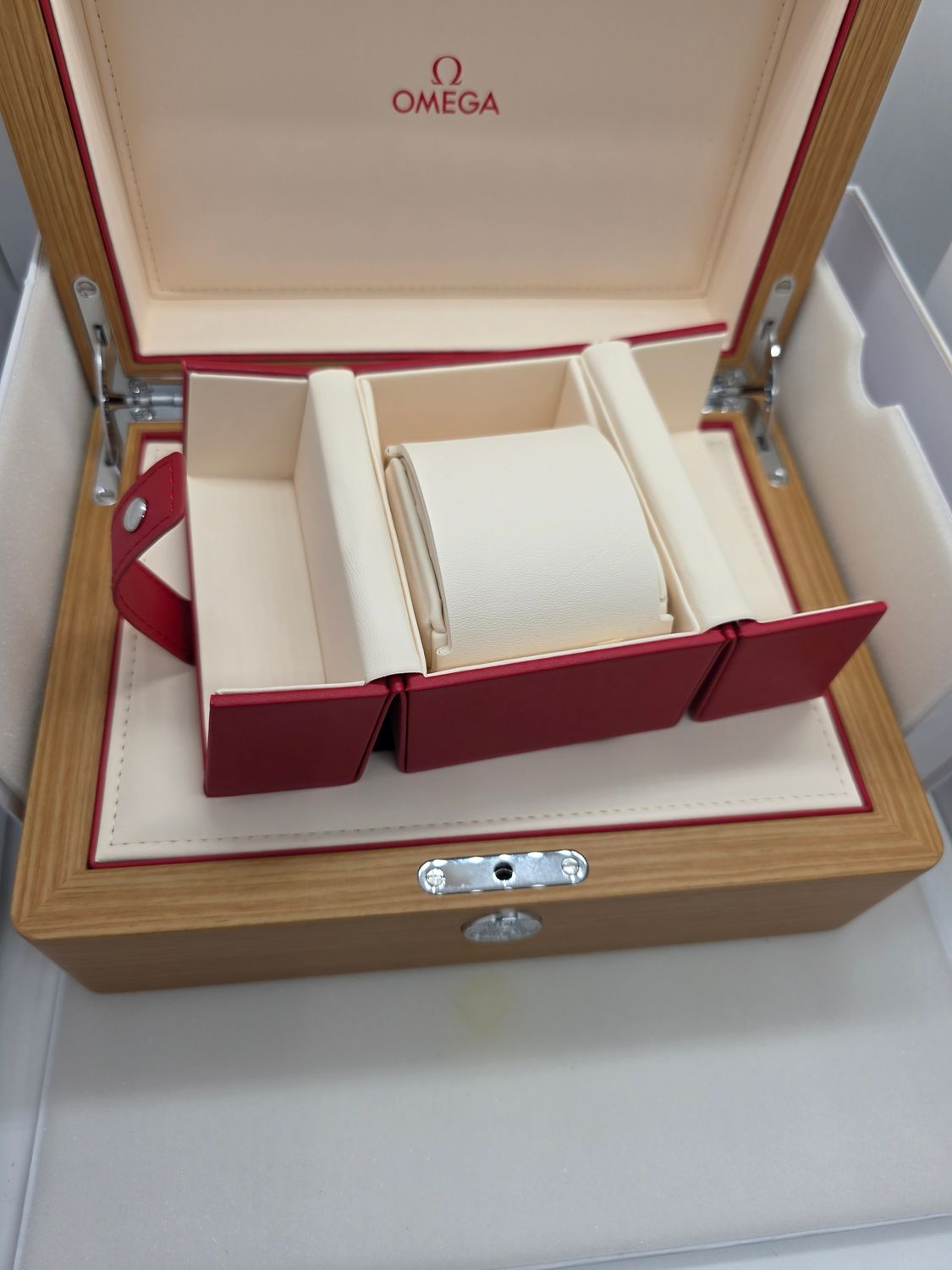 OMEGA Seamaster Diver 300m Green Watch - 210.32.42.20.10.001, 2022 Full Set