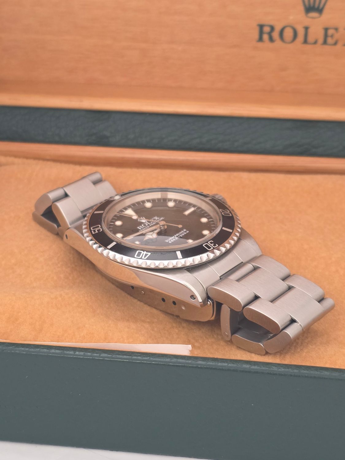 Rolex Submariner 5513 Black Watch, 1987 Full Set, Collectors Set