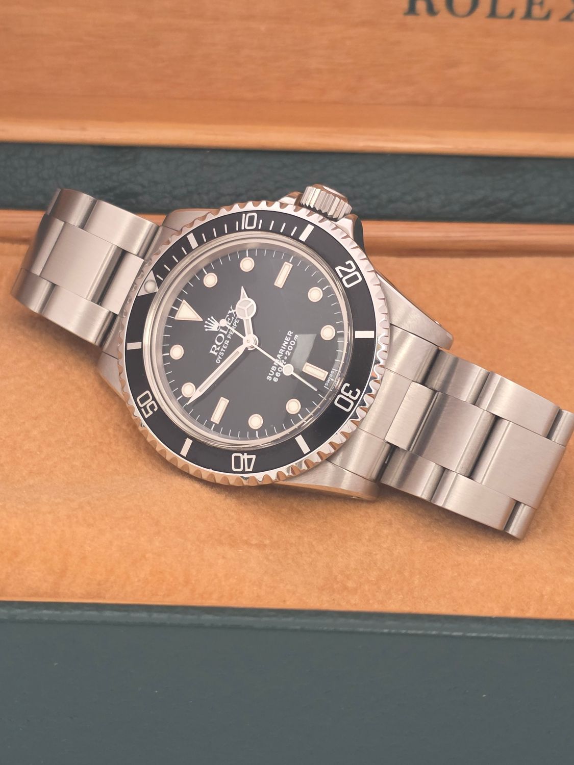 Rolex Submariner 5513 Black Watch, 1987 Full Set, Collectors Set