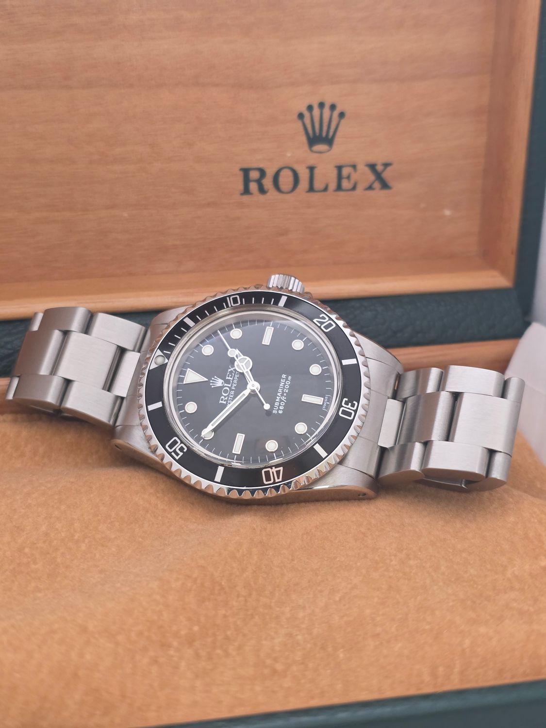 Rolex Submariner 5513 Black Watch, 1987 Full Set, Collectors Set